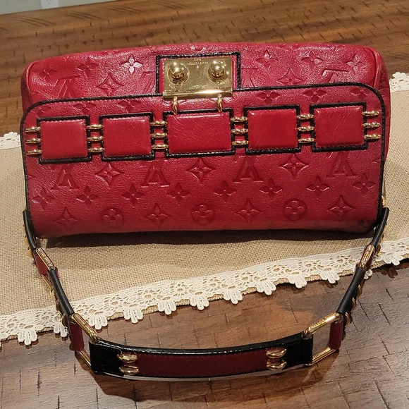 ๐SOLD๐ ๐ฆ ULTRA RARE ๐ฆ LV Maidia Rubel Red bag - Picture 5 of 16